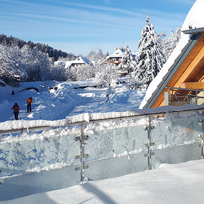 Im Winter locken Pisten und Loipen in nächster Nähe